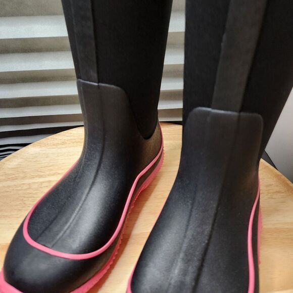 Muck Boot Tall Sporty Boots – Women’s 7 – Multi-Season – Black & Pink - Picture 9 of 14